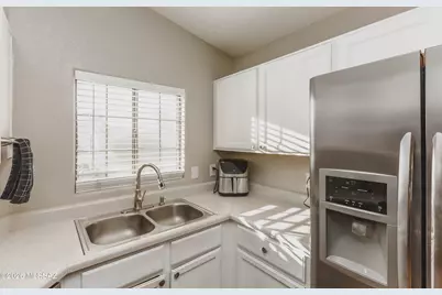 8118 N Kearny Drive, Tucson, AZ 85743 - Photo 7