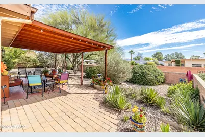 2031 S Santa Carla Drive, Green Valley, AZ 85614 - Photo 9