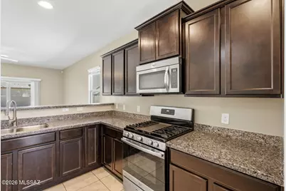 11293 W Folsom Point Drive, Marana, AZ 85658 - Photo 3