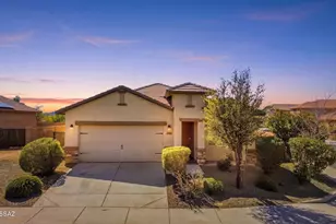 11293 W Folsom Point Dr, Marana, AZ 85658 - Photo 1