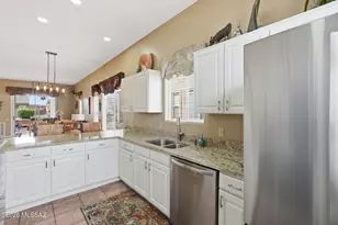 1940 W Demetrie Loop, Green Valley, AZ 85622 - Photo 15