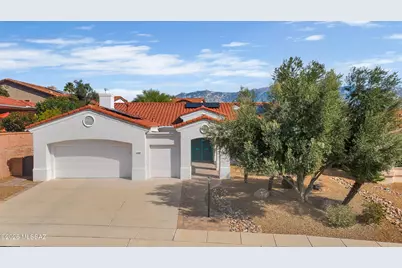 13892 N Embassy Drive, Oro Valley, AZ 85755 - Photo 1