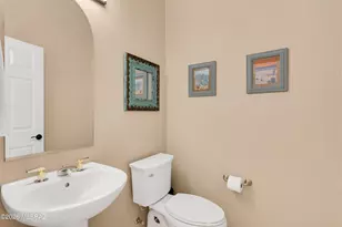 13892 N Embassy Dr, Oro Valley, AZ 85755 - Photo 27