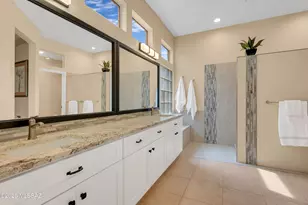 13892 N Embassy Dr, Oro Valley, AZ 85755 - Photo 19