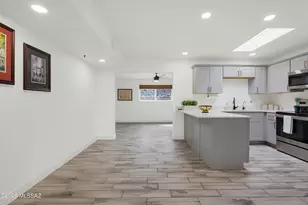 8420 E Stella Rd, Tucson, AZ 85730 - Photo 9