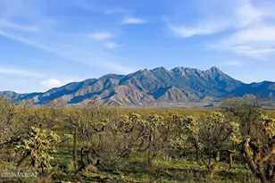 657 E Canyon Rock Rd, Green Valley, AZ 85614 - Photo 1