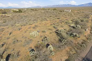 657 E Canyon Rock Rd, Green Valley, AZ 85614 - Photo 7