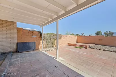 2437 S Saddleback Avenue, Tucson, AZ 85710 - Photo 25