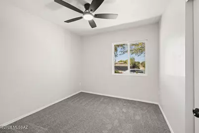 2437 S Saddleback Avenue, Tucson, AZ 85710 - Photo 17