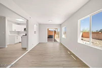 2437 S Saddleback Avenue, Tucson, AZ 85710 - Photo 13