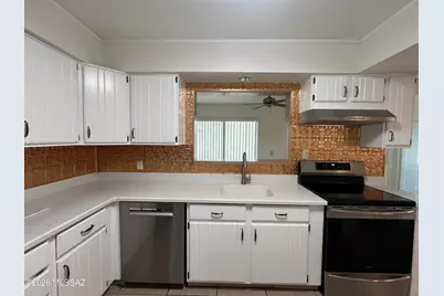 266 W Calle Frambuesa, Green Valley, AZ 85614 - Photo 9