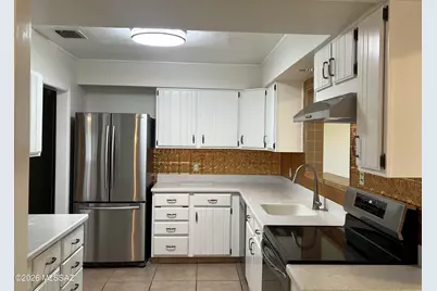 266 W Calle Frambuesa, Green Valley, AZ 85614 - Photo 13