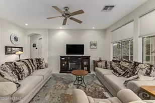 7679 W Summer Scene Dr, Tucson, AZ 85743 - Photo 5