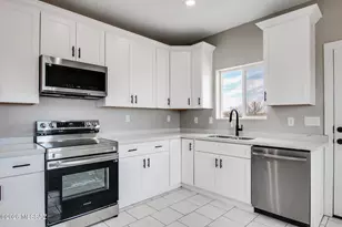 12525 N Flintlock Rd, Marana, AZ 85653 - Photo 7