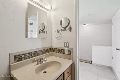 1378 S Avenida Polar #L-3, Tucson, AZ 85710 - Photo 9