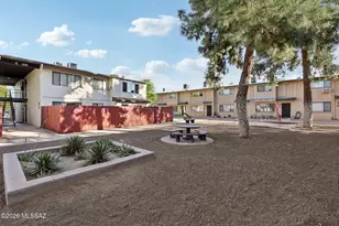 1378 S Avenida Polar, Tucson, AZ 85710 - Photo 19