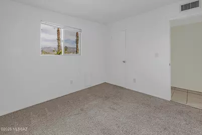 9921 E Bunker Hill Place, Tucson, AZ 85748 - Photo 9