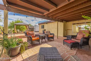 9921 E Bunker Hill Pl, Tucson, AZ 85748 - Photo 17