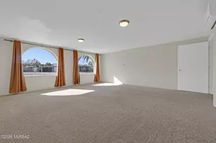 9921 E Bunker Hill Pl, Tucson, AZ 85748 - Photo 15