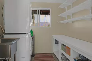 9921 E Bunker Hill Pl, Tucson, AZ 85748 - Photo 13