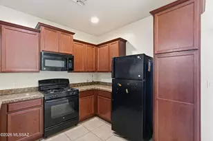 6737 S Cut Bow Dr, Tucson, AZ 85757 - Photo 9