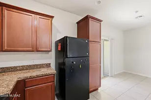 6737 S Cut Bow Dr, Tucson, AZ 85757 - Photo 11