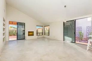 5825 N Misty Ridge Dr, Tucson, AZ 85718 - Photo 9