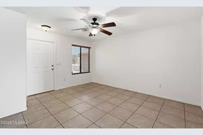 841 W Calle Barranca Seca, Green Valley, AZ 85614 - Photo 5