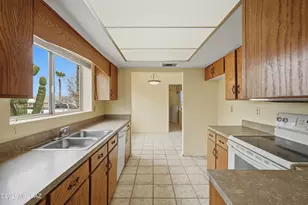 321 W Rio-Santa Cruz, Green Valley, AZ 85614 - Photo 11