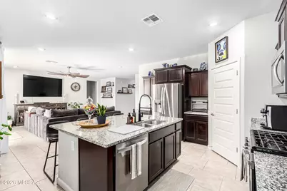 315 W Aberdeen Street, Vail, AZ 85641 - Photo 3