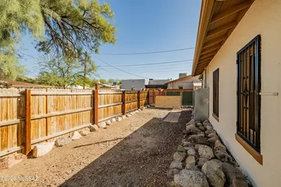 1130 E Florita Street, Tucson, AZ 85719 - Photo 25