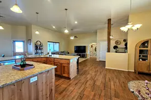 1271 E Fenway Dr, Benson, AZ 85602 - Photo 33