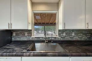 1321 E Morris Ln, Benson, AZ 85602 - Photo 9