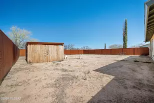 775 E Country Club Dr, Benson, AZ 85602 - Photo 7