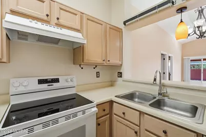 7871 S Kilbrennan Way, Tucson, AZ 85747 - Photo 11