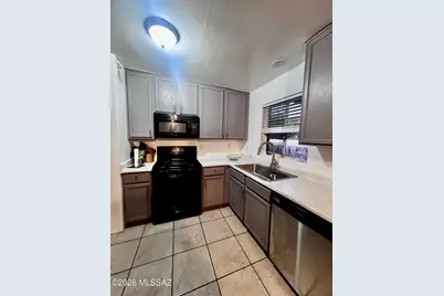 5450 E Hawthorne Street, Tucson, AZ 85711 - Photo 11