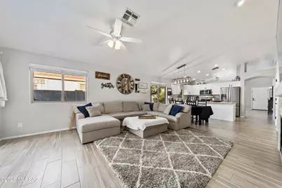 12323 N Kylene Canyon Drive, Oro Valley, AZ 85755 - Photo 9