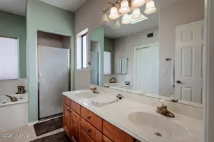 101 W Calle Frambuesa, Green Valley, AZ 85614 - Photo 11