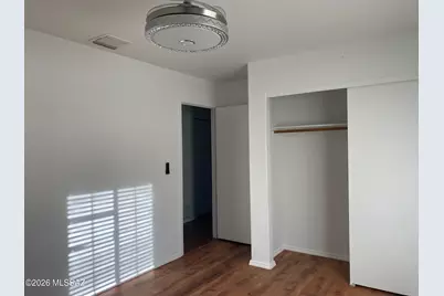 5028 W Hurston Drive, Tucson, AZ 85742 - Photo 15