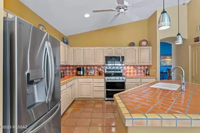 37923 S Cypress Court, Saddlebrooke, AZ 85739 - Photo 5