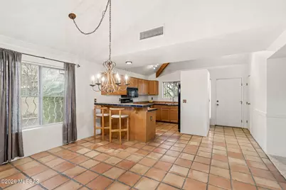 3000 E Thornhall Terrace, Tucson, AZ 85716 - Photo 15