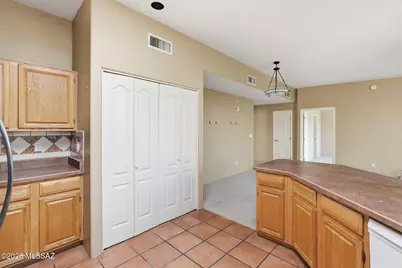 3011 W Trevi Place #201, Tucson, AZ 85741 - Photo 13