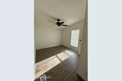 201 N Catalina Avenue, Mammoth, AZ 85618 - Photo 13