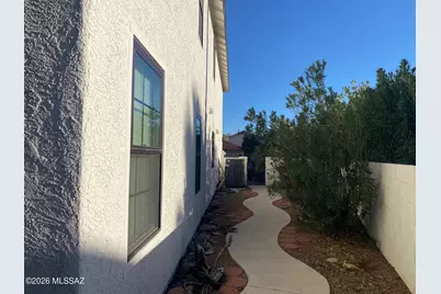 5028 W Hurston Drive, Tucson, AZ 85742 - Photo 19