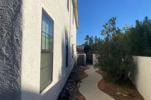 5028 W Hurston Dr, Tucson, AZ 85742 - Photo 19