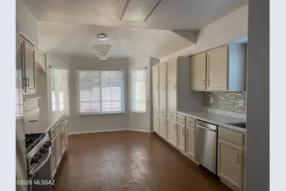 5028 W Hurston Drive, Tucson, AZ 85742 - Photo 5