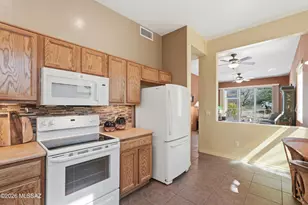 7785 S Vivaldi Ct, Tucson, AZ 85747 - Photo 13