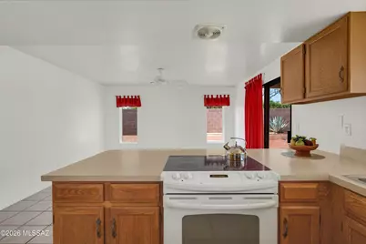 1897 N Fountain Park Drive, Tucson, AZ 85715 - Photo 9
