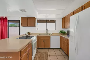 1897 N Fountain Park Dr, Tucson, AZ 85715 - Photo 11