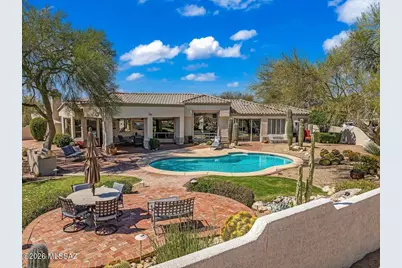 1153 W Saddlehorn Drive, Oro Valley, AZ 85704 - Photo 9